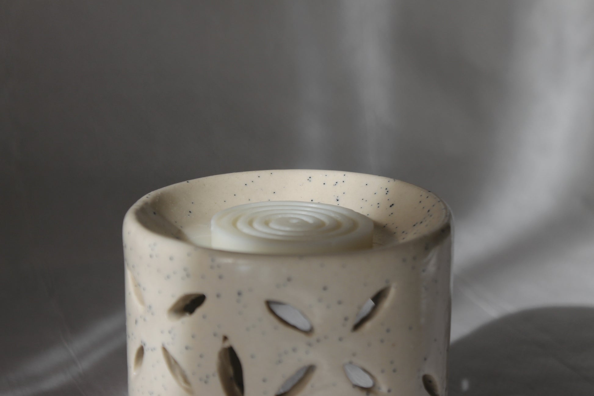 Cera Aromática de Ámbar & Cedro