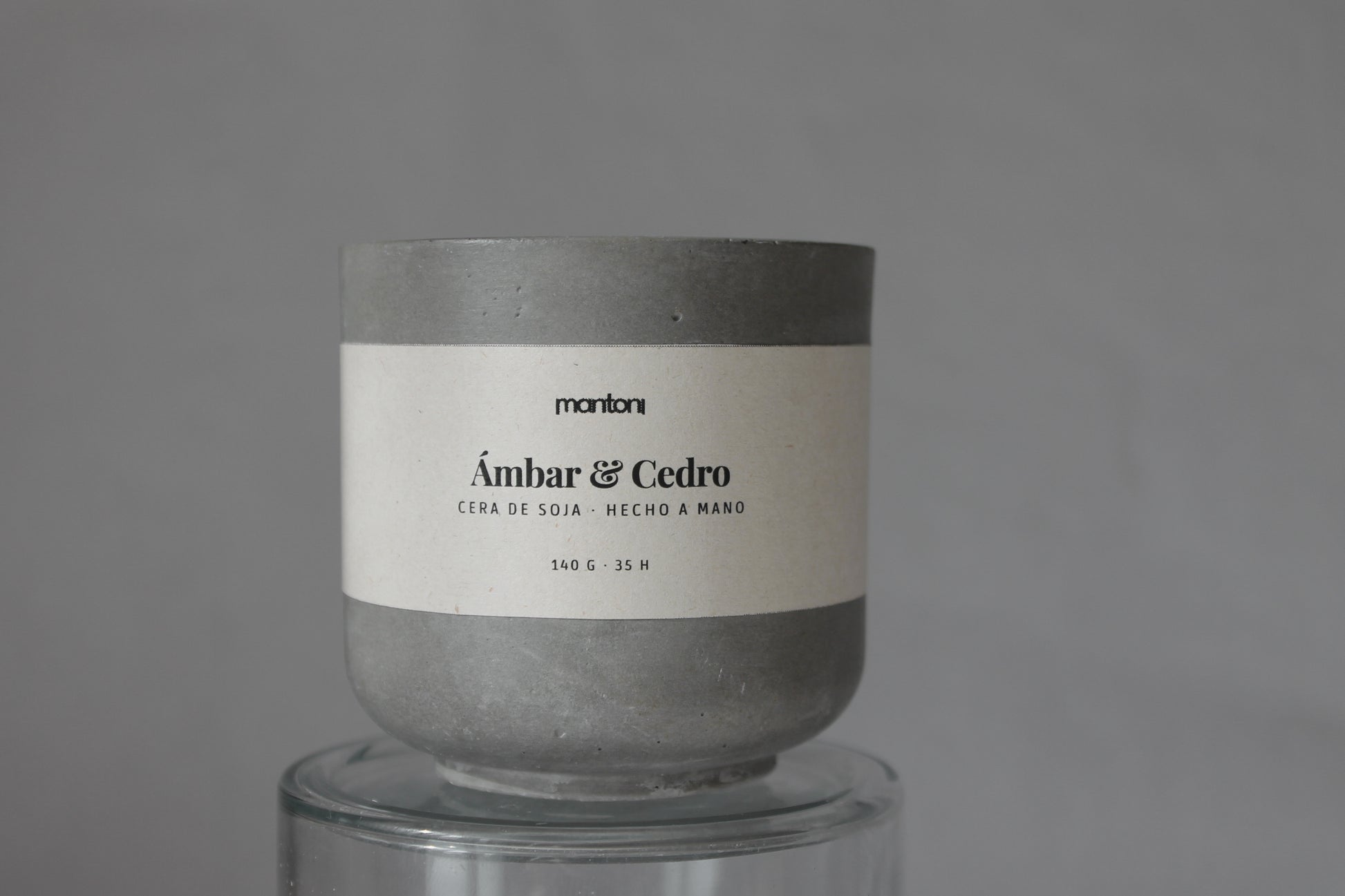 Vela de Ámbar & Cedro