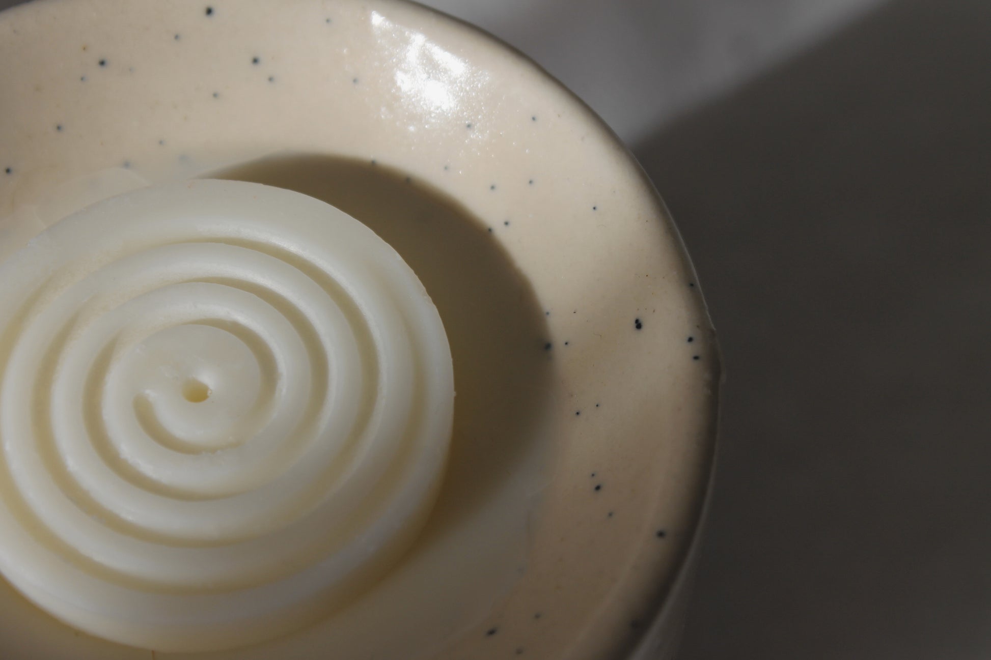 Cera Aromática de Ámbar & Cedro