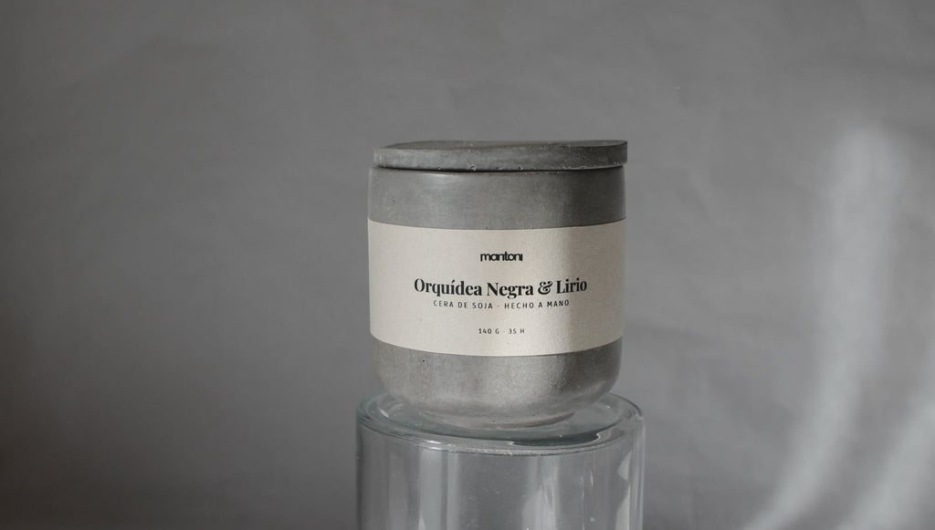 Vela de Orquídea Negra & Lirio
